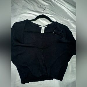 H&M button up crop top shirt